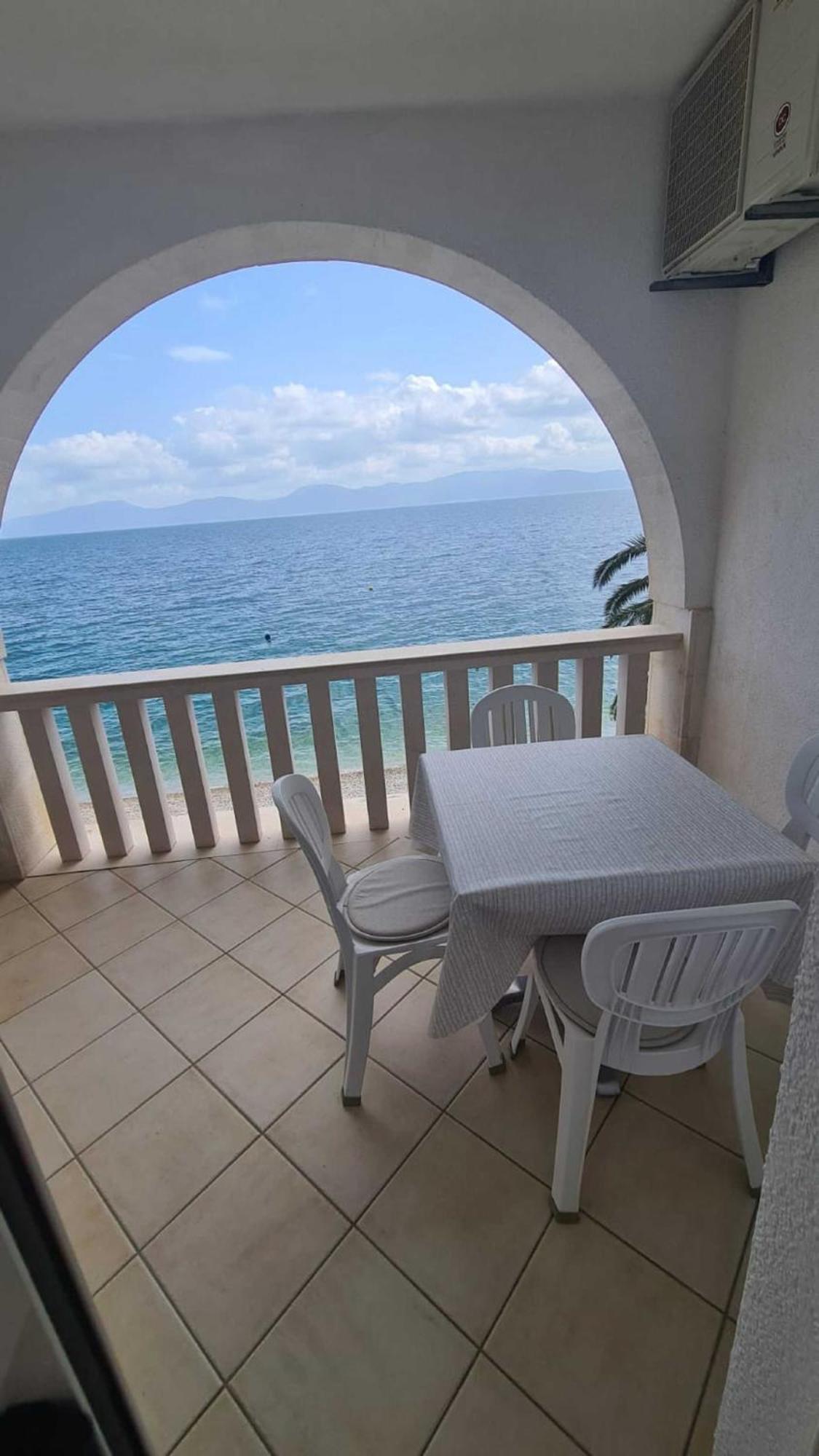 Apartments Pansion Franka Brist Dış mekan fotoğraf