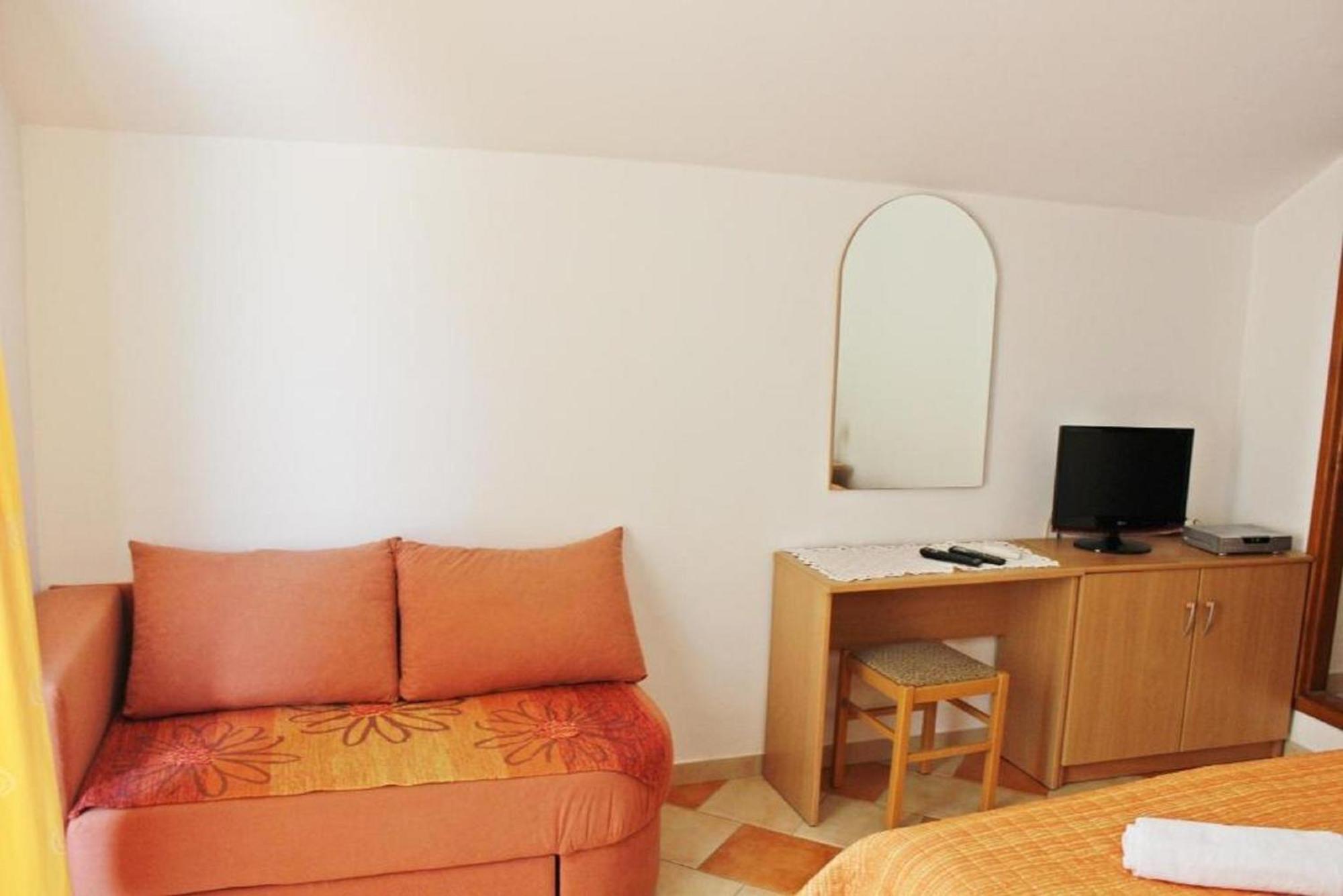 Apartments Pansion Franka Brist Dış mekan fotoğraf