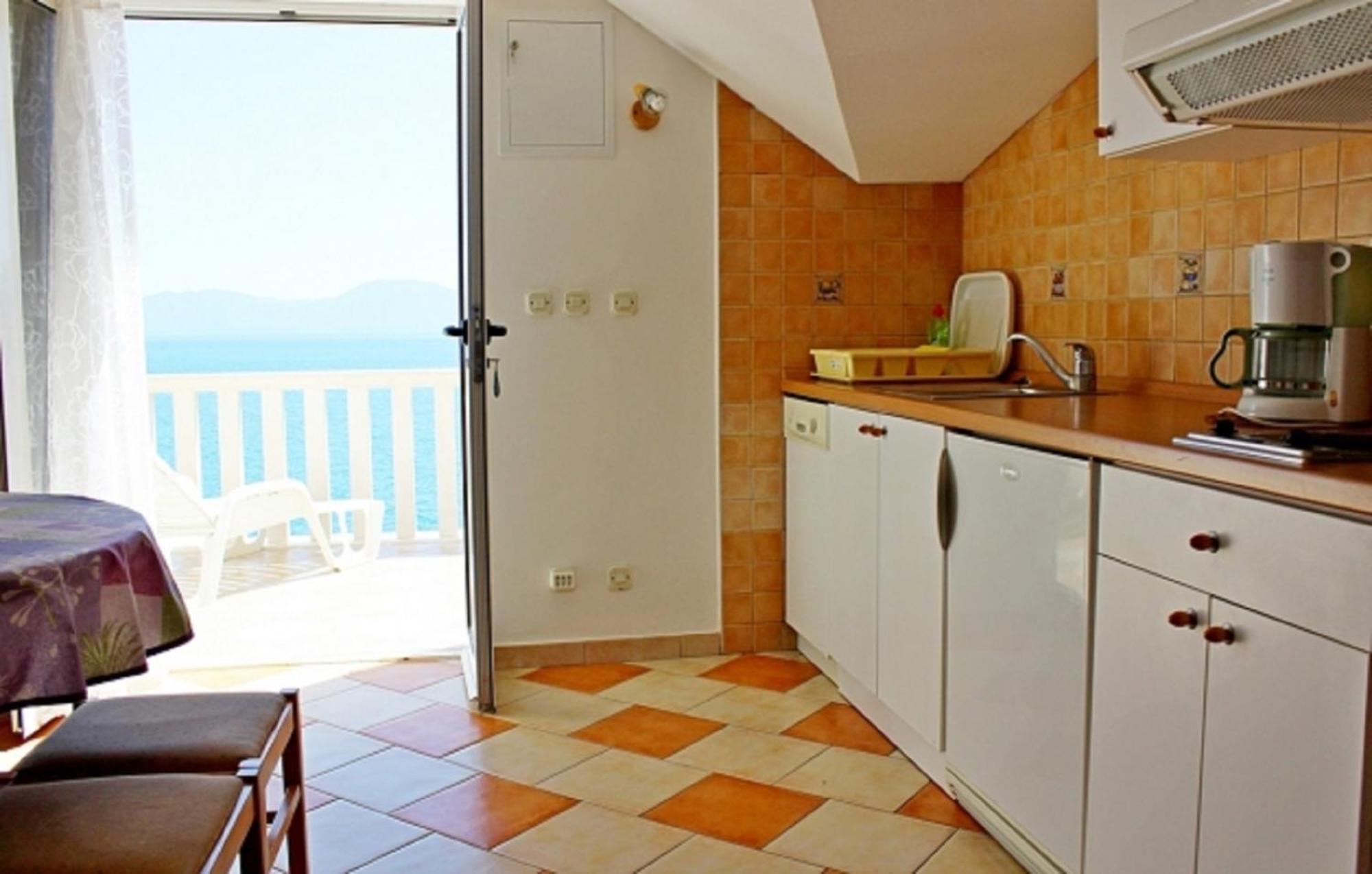 Apartments Pansion Franka Brist Dış mekan fotoğraf
