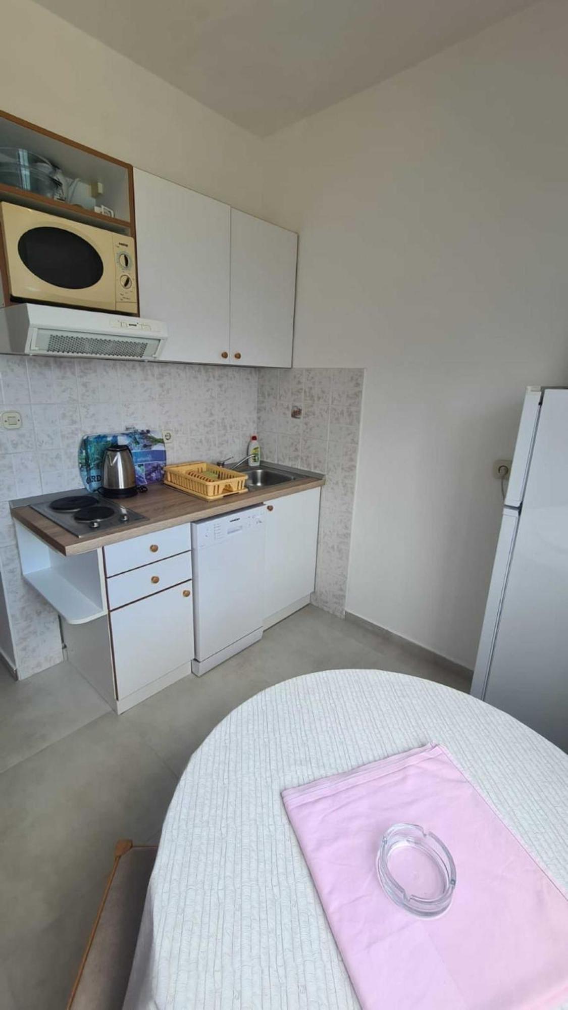 Apartments Pansion Franka Brist Dış mekan fotoğraf
